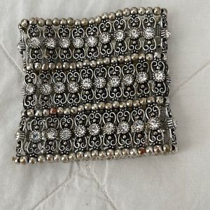 Stretch cuff bracelet